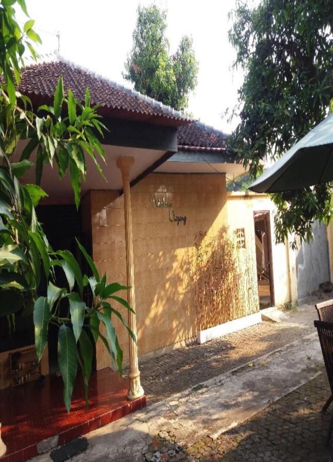 Appartement Ndalem Diajeng à Yogyakarta Extérieur photo